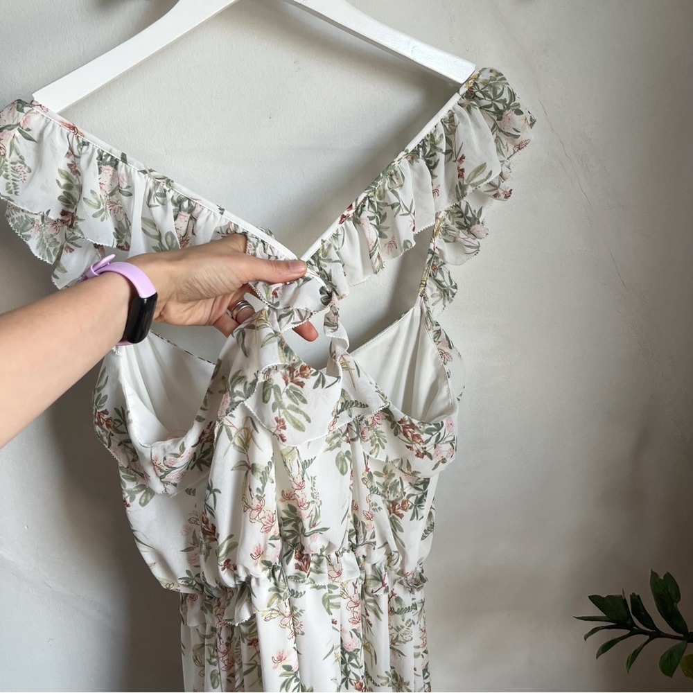 Gal Meets Glam Isabella Floral Stripe Cross Back Maxi Dress - Picture 9 of 12